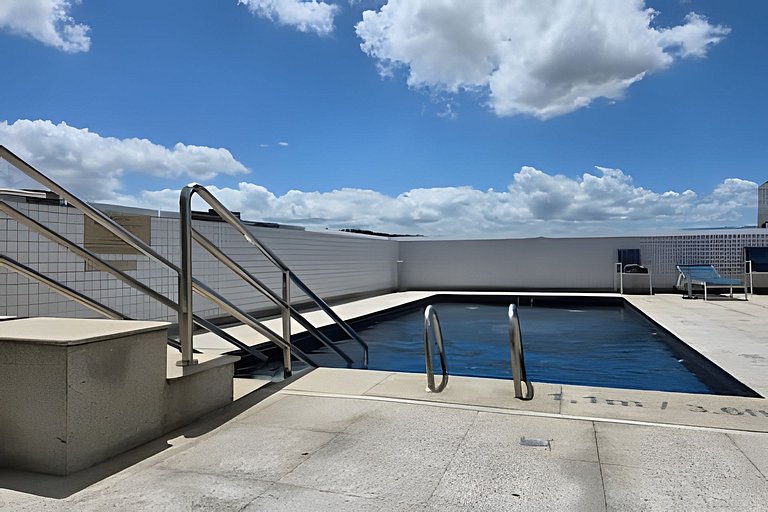 Studio a poucos passos do mar em Santos-SP