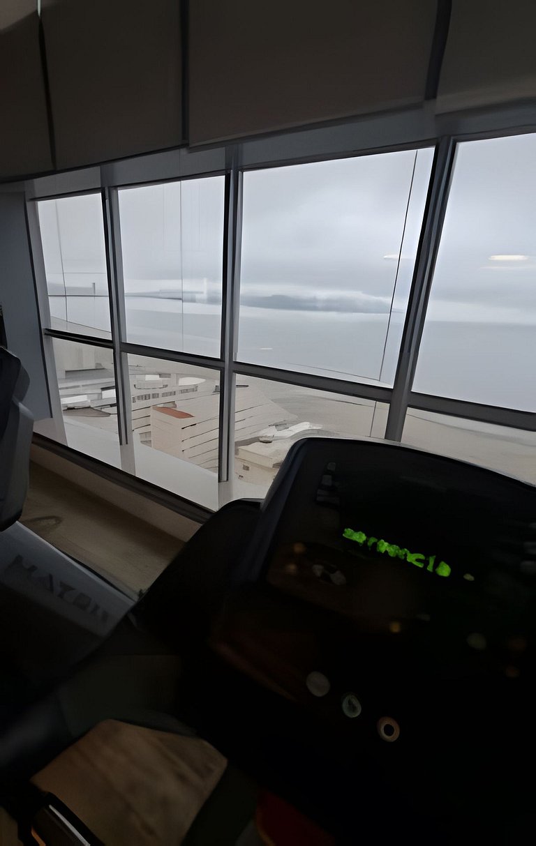 Studio a poucos passos do mar em Santos-SP