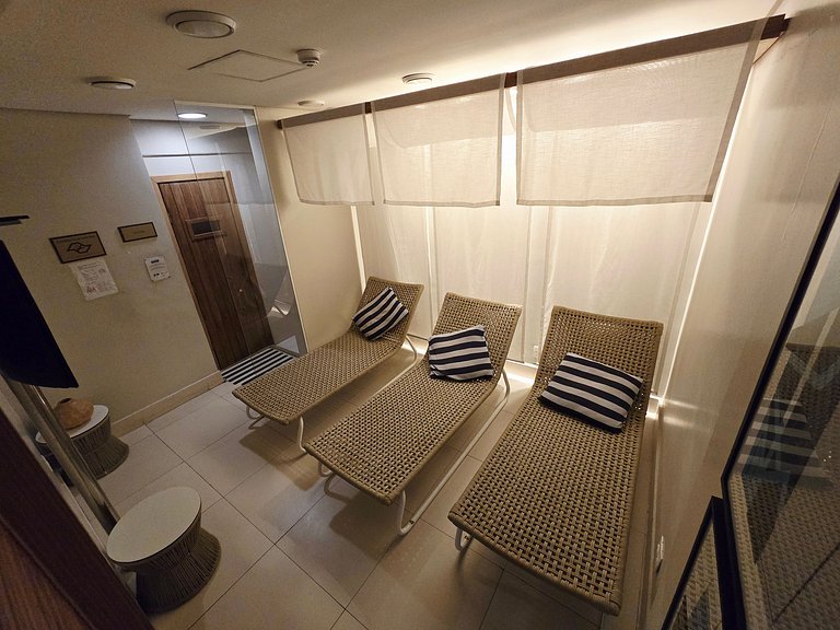 Studio bem localizado próximo a praia na Pompéia