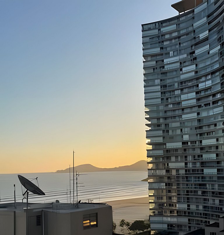 Flat completo com vista-mar e cozinha STAY I