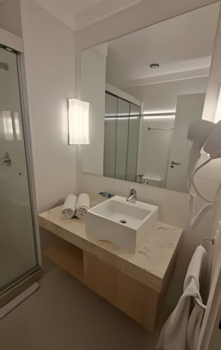 Flat a apenas 1 min da praia em Santos