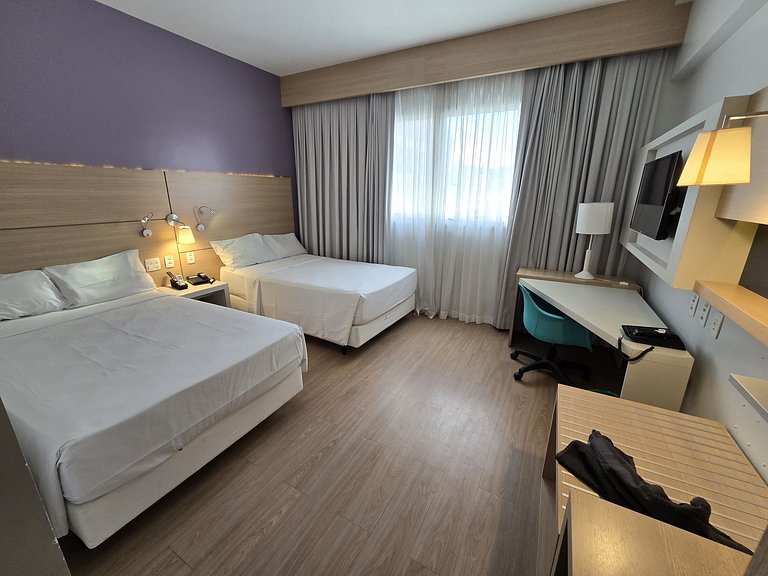 Studio para família 50m da praia de Santos