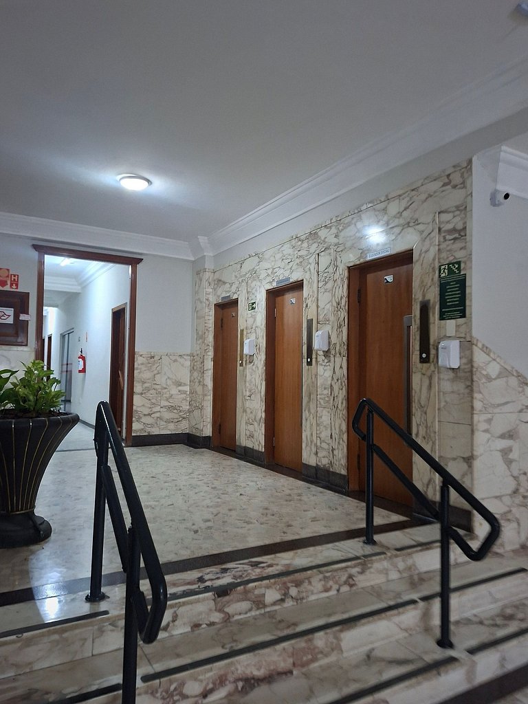 Apto decorado de Frente à Praia – Boqueirão/Santos