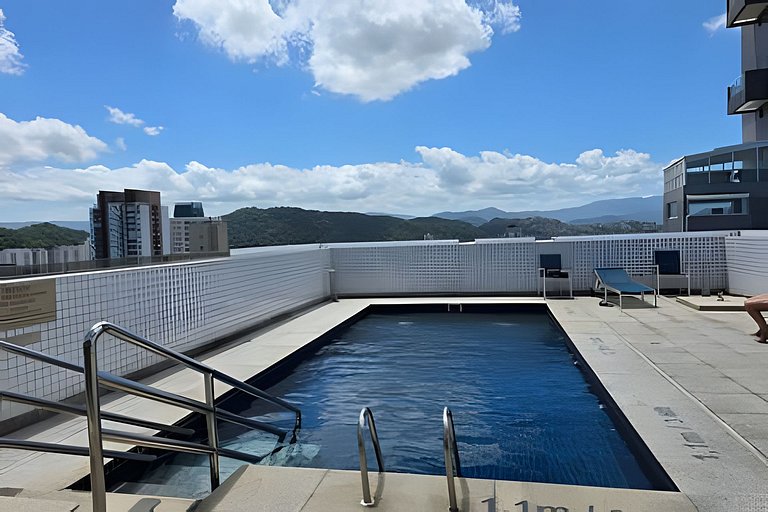 Flat decorado com vista para o mar em Santos