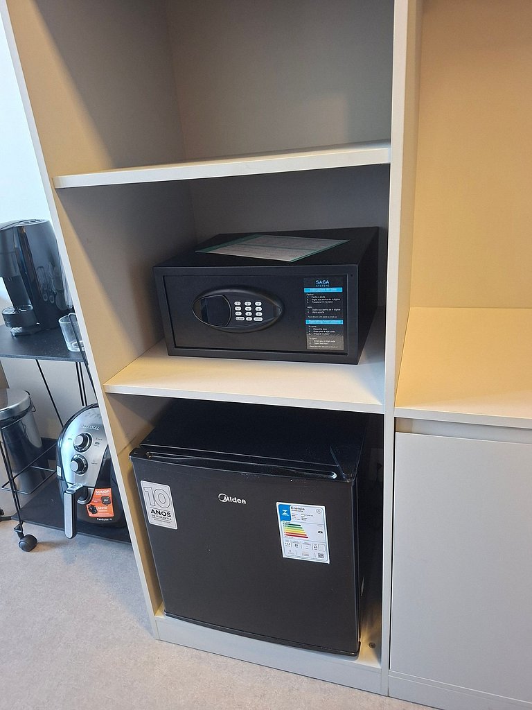 Studio a 50m da praia de Santos!