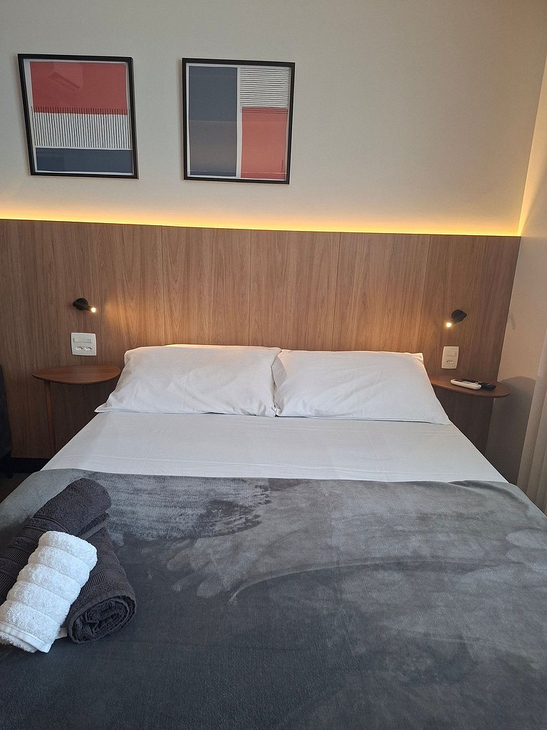 Studio a 50m da praia de Santos!