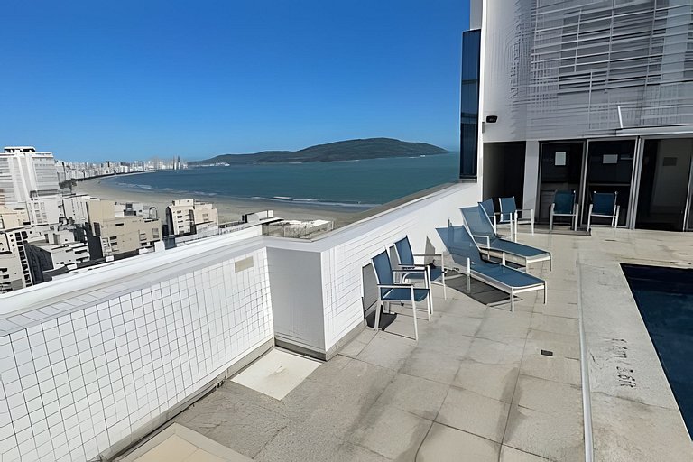 Varanda com vista mar na melhor localização