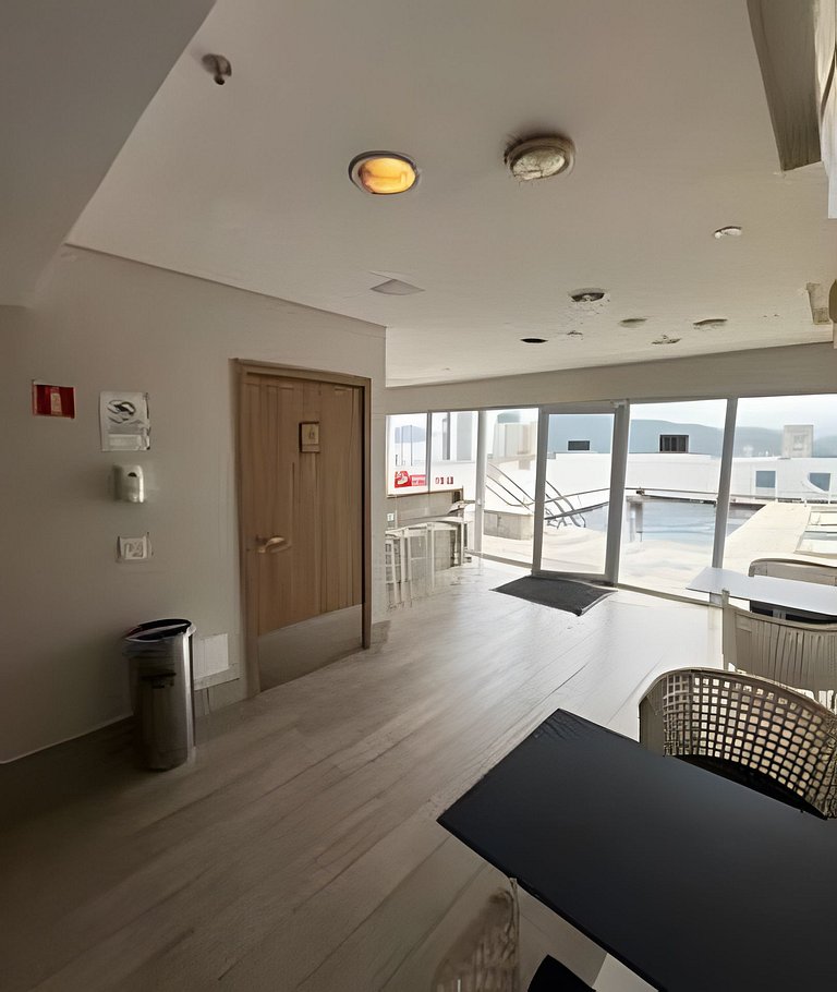 Varanda com vista mar na melhor localização