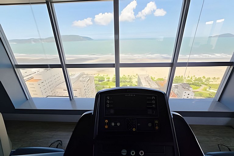 Varanda com vista mar na melhor localização