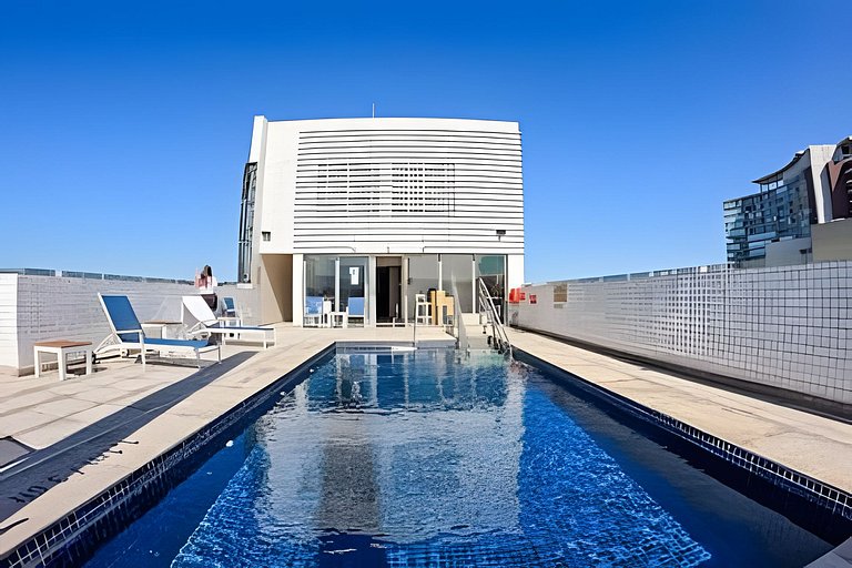 Flat com varanda e vista mar em Santos