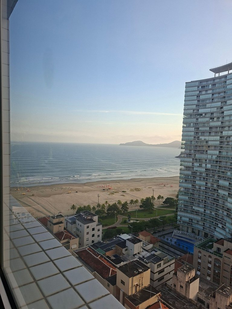 Flat decorado com vista para o mar em Santos