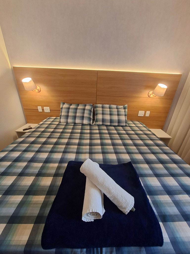 Studio bem localizado próximo a praia na Pompéia
