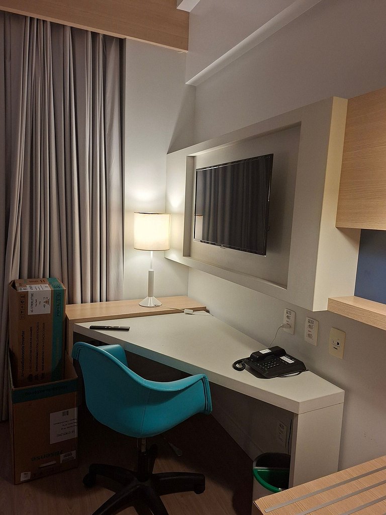 Flat com cama King na praia de Santos